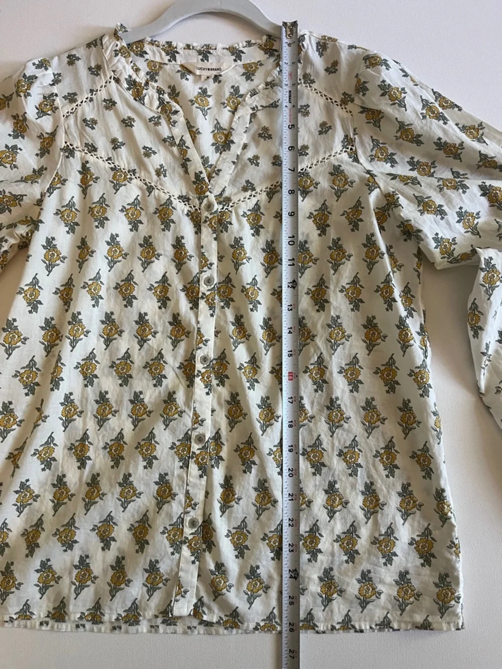 Lucky Floral Top Button Down Size Medium - Picture 5 of 7